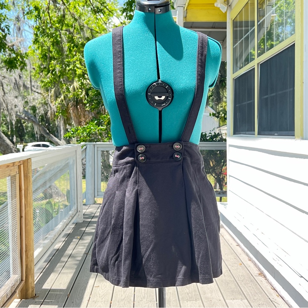 Mad Style By True Jackson: Black Jumper Skirt Adjustable Suspenders. Size XL.